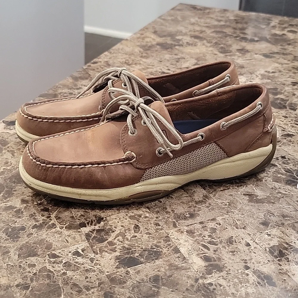 Sperry Men's Intrepid 2 Eye Fabric Closed Toe Boat Shoes, Tan, Men's Size 10.5